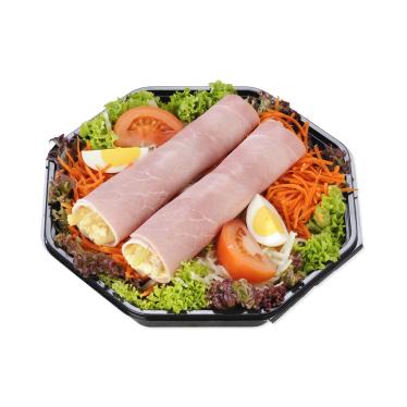Roulade mat Spargel, Eeër, Speck a Cruditéiten
